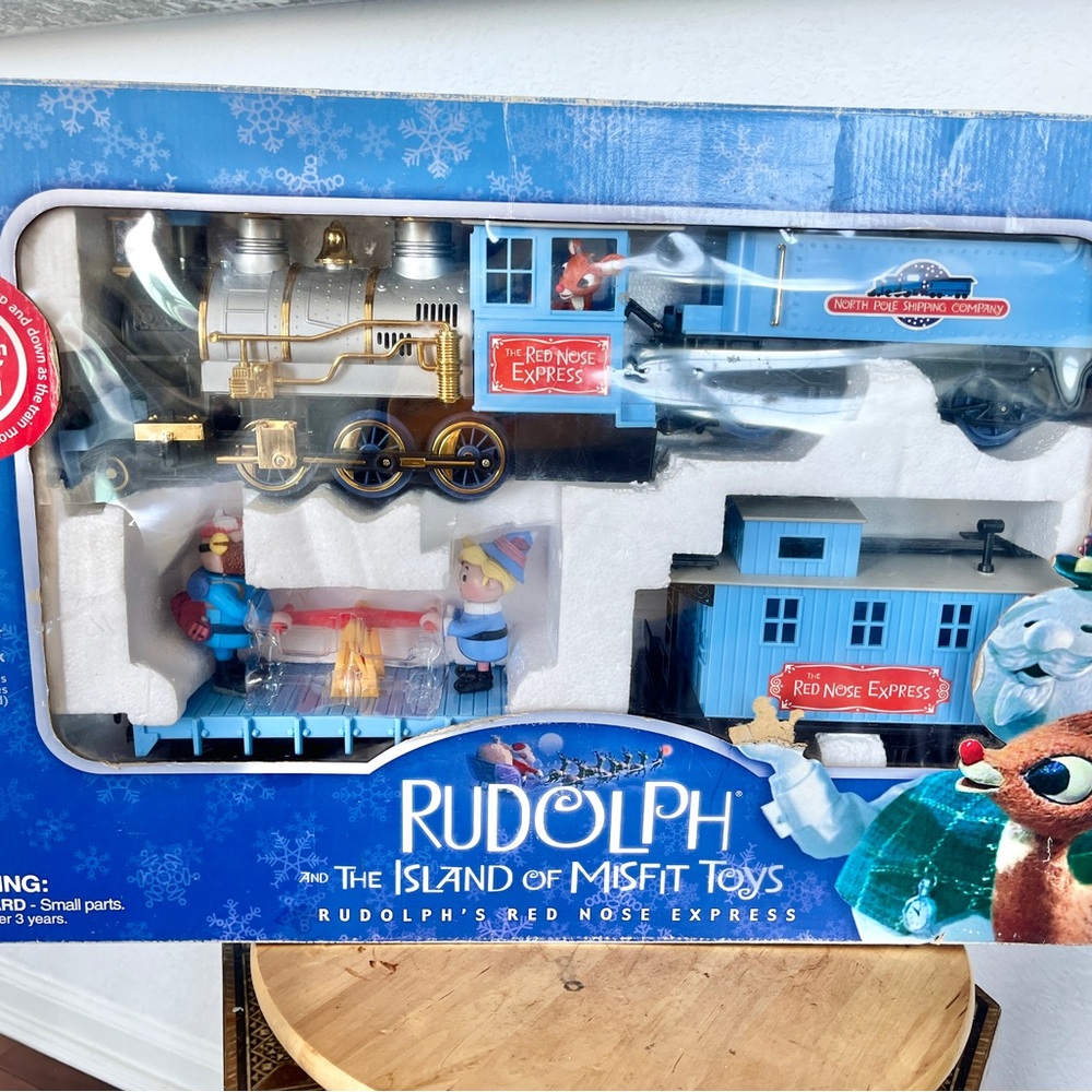 Rudolph Island Of Misfit Toys Red Nose Express Train Set Memory Lane Not working